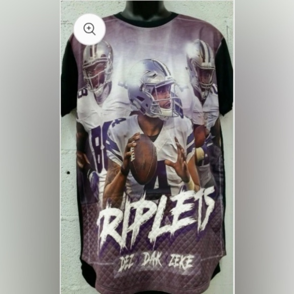 KING T-SHIRT WITH DEZ BRYANT, DAK PRESCOTT AND EZEKIEL ELLIOTT